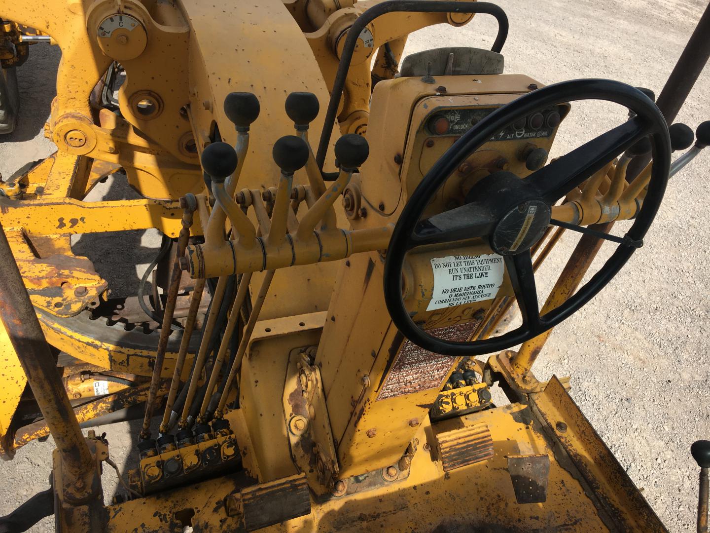 ./imagenes/INVOICE/2019/16566/MOTOCONFORMADORA CAT_12G (60).JPG